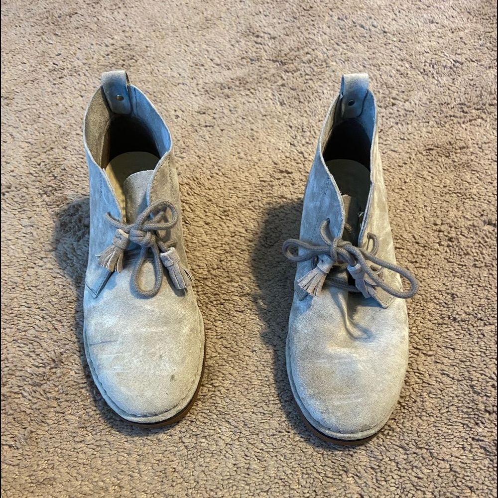 Hush Puppies women’s cyra catelyn suede ankle booties